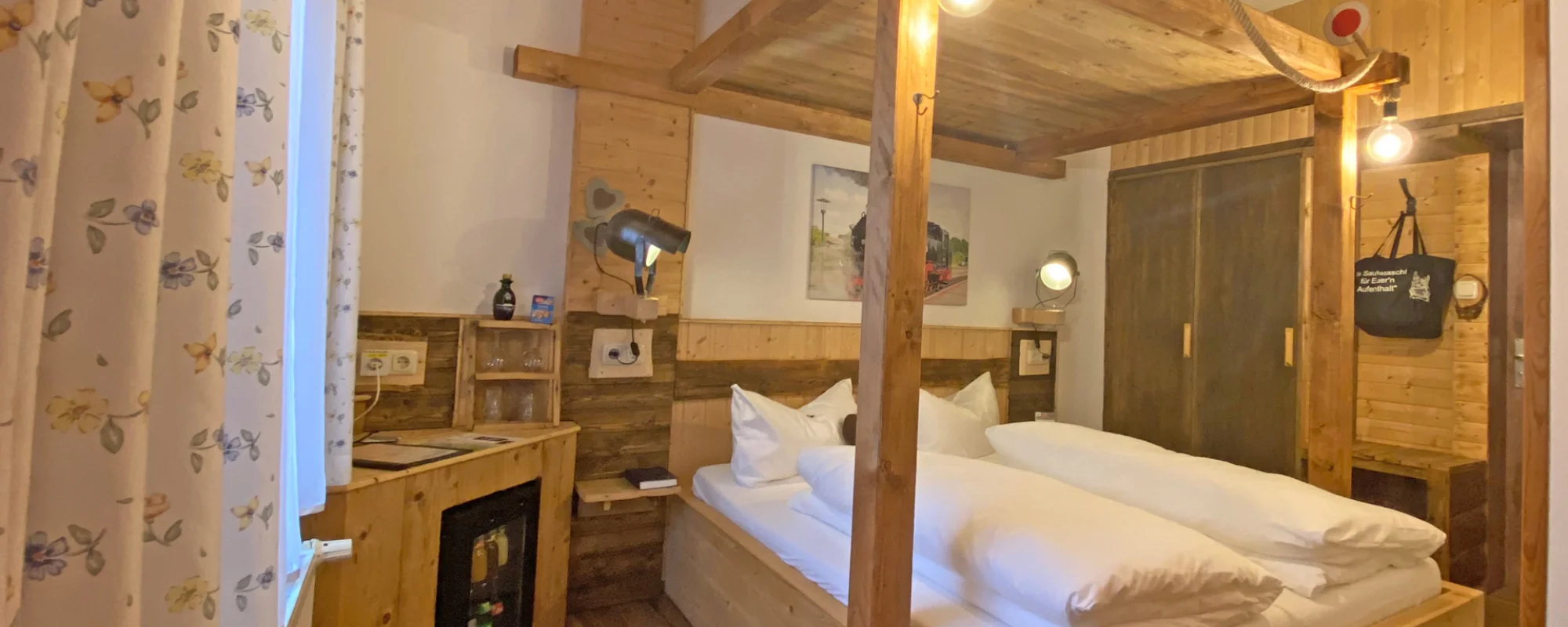 Erlebnishotel Fichtenh&auml;usel am P&ouml;hlagrund