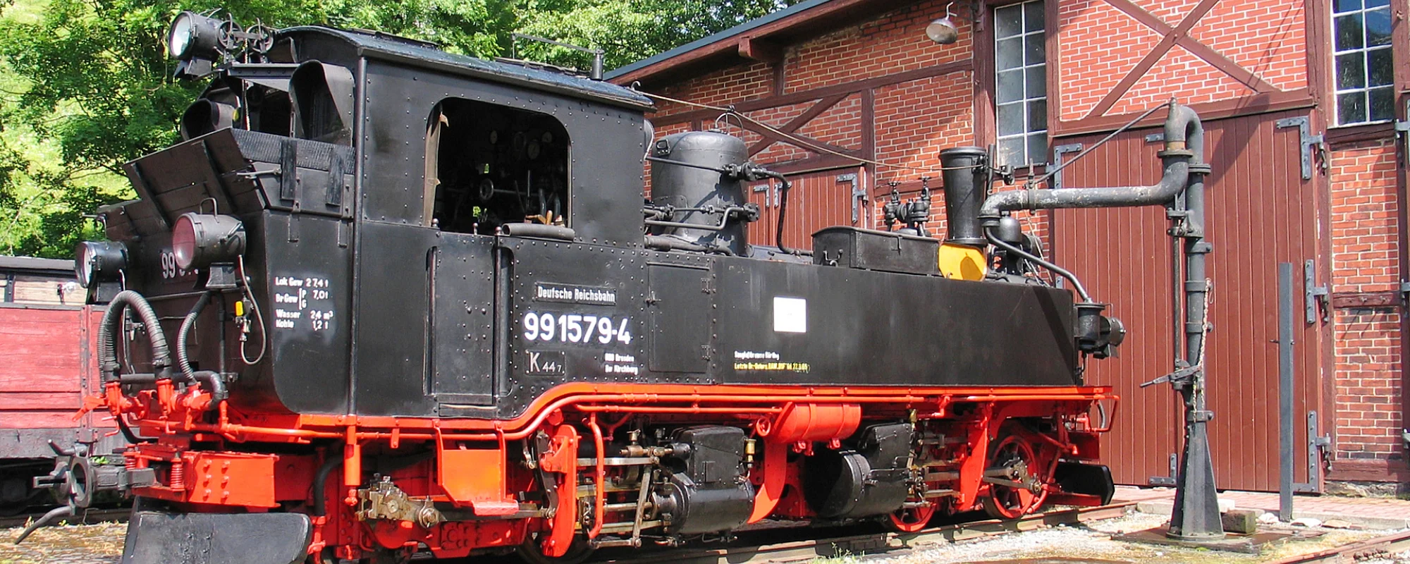 saechsisches_schmalspurbahn-museum_rittersgruen_banner_bahn_5_2.jpg